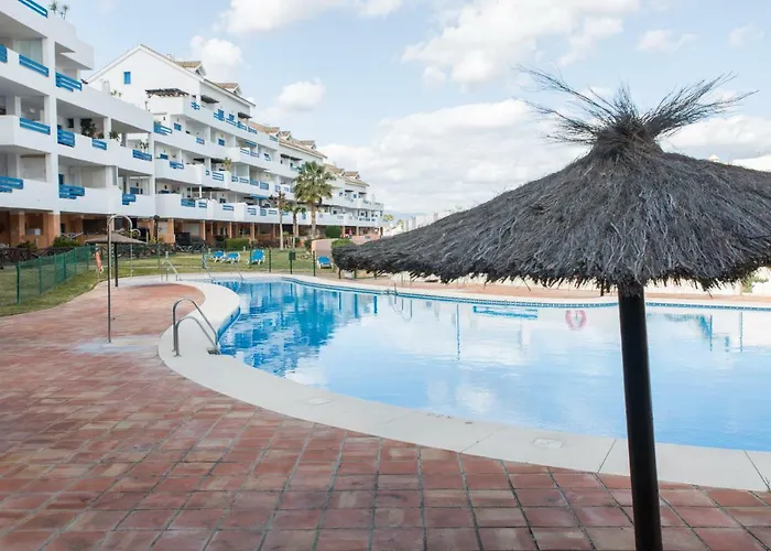 Duquesa Suites Golf And Gardens