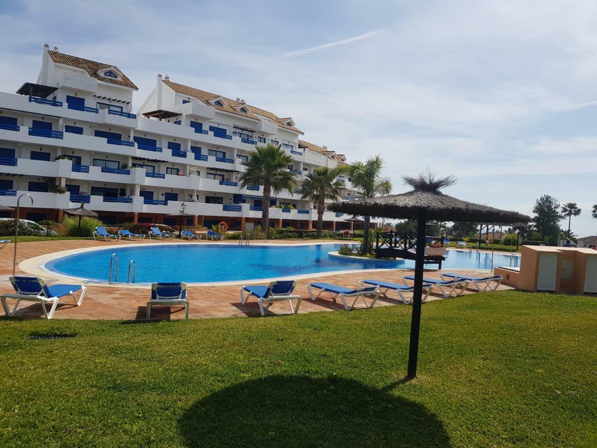 Duquesa Golf And Gardens *